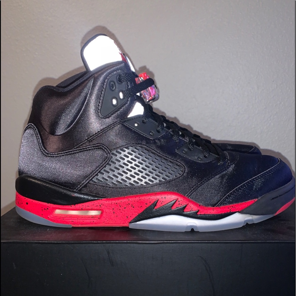 Air Jordan 5 Satin Bred
